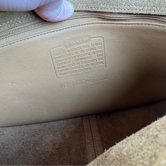 Coach Vintage City Bag | Butterscotch Glove-Tanned Crossbody - Picture 13 of 16